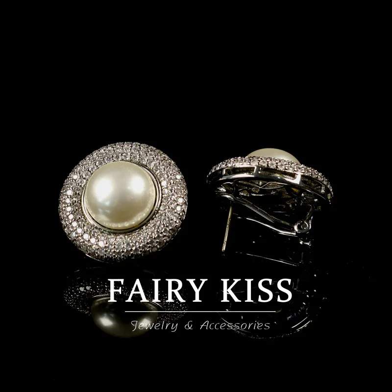 Fashionable Pearl stud Earrings Copper Wax Inlaid Zirconia Round Earrings Temperament Earrings S925 Silver Needle