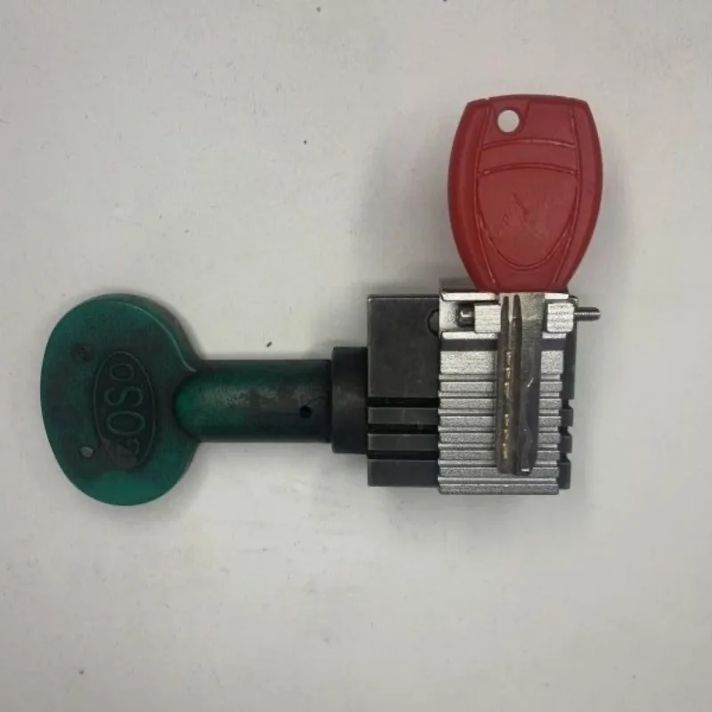 2pcs/lot For New Universal Key Machine Fixture Clamp Locksmith Tools Replacement Parts for All Key Copy Machine