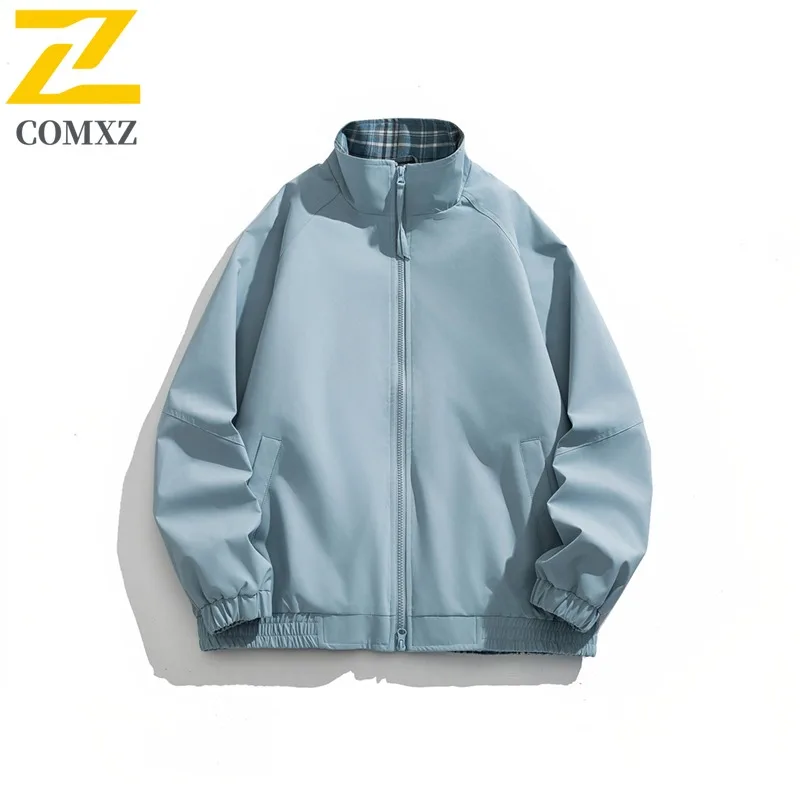

COMXZ клетчатая лоскутная куртка на весну и осень, клетчатое пальто для мужчин, новинка 2025, трендовый топ, свободная повседневная куртка с воротником-стойкой