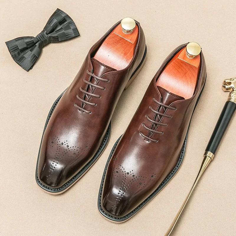 

2023 High Quality Brogues Dress Shoes Men Genuine Cow Leather Formal Shoes Pointed Toe Wedding Business Shoes