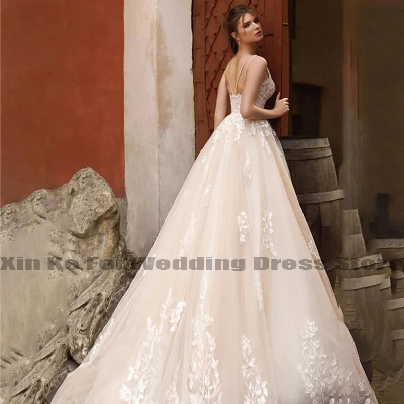 2023 Gorgeous Bohemian Wedding Dresses Lace Applique Women's Sexy V-Neck A-Line Tulle Sleeveless Bride Gowns Princess Formal De