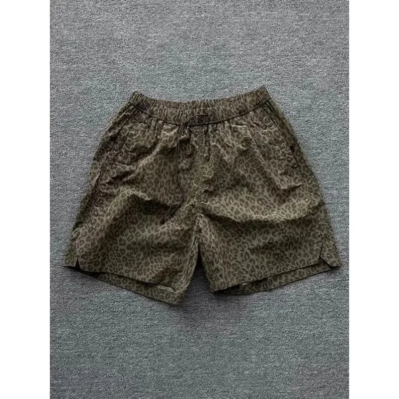 

Летние мужские свободные повседневные шорты-бермуды больших размеров (до 136 кг) в американском ретро-стиле с леопардовым принтом, спортивные пляжные брюки средней длины