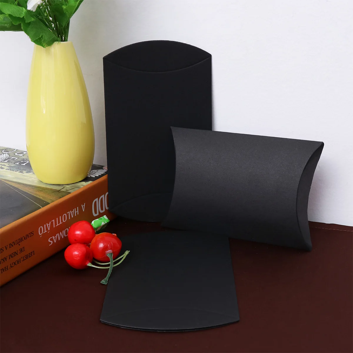 

10 Pcs Candy Box Black Color Boxes Wedding Gift Pillow Shaped Container Premium Paper Favor
