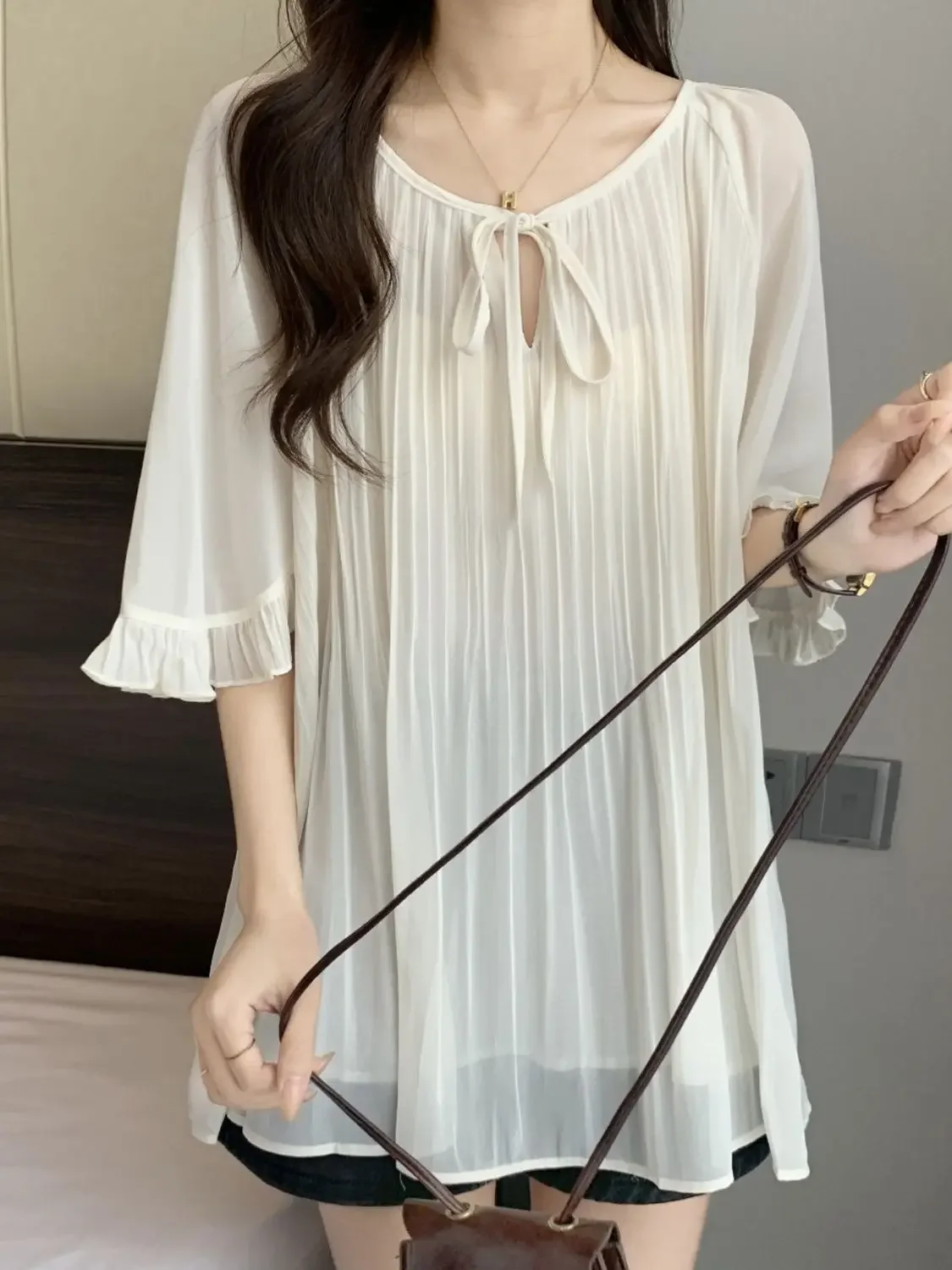 

Тонкая шифоновая рубашка с короткими рукавами, свободный и универсальный элегантный топ, новинка лета 2025 года, стильный стиль