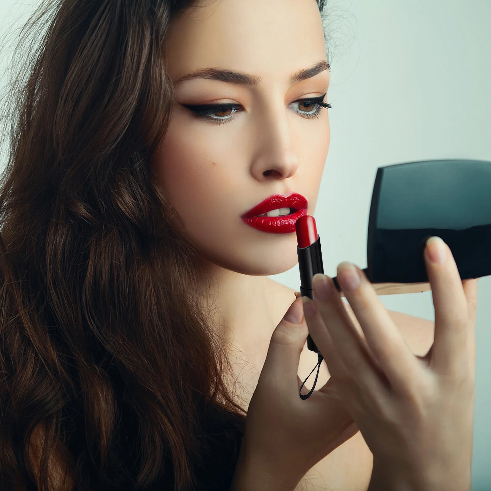 หลอดลิปสติกเปล่าแบบเติมได้ 4 ชิ้น หลอดเก็บลิปบาล์ม DIY แบบเฉียง ภาชนะครีมทาปากแบบพกพา กล่องลิปสติกแบบใช้ซ้ำได้