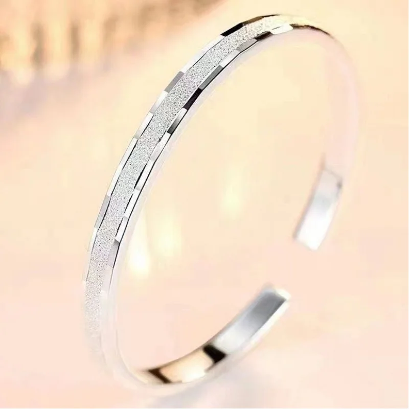 

Dingsha Silver Bracelet