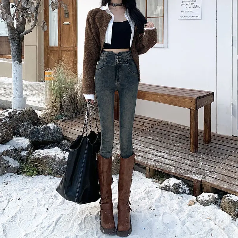 Velvet Thickened High Waisted Cement Grey Small Leg Jeans for Women 2025 New Slimming Tight Fitting and Elastic Pencil Pants