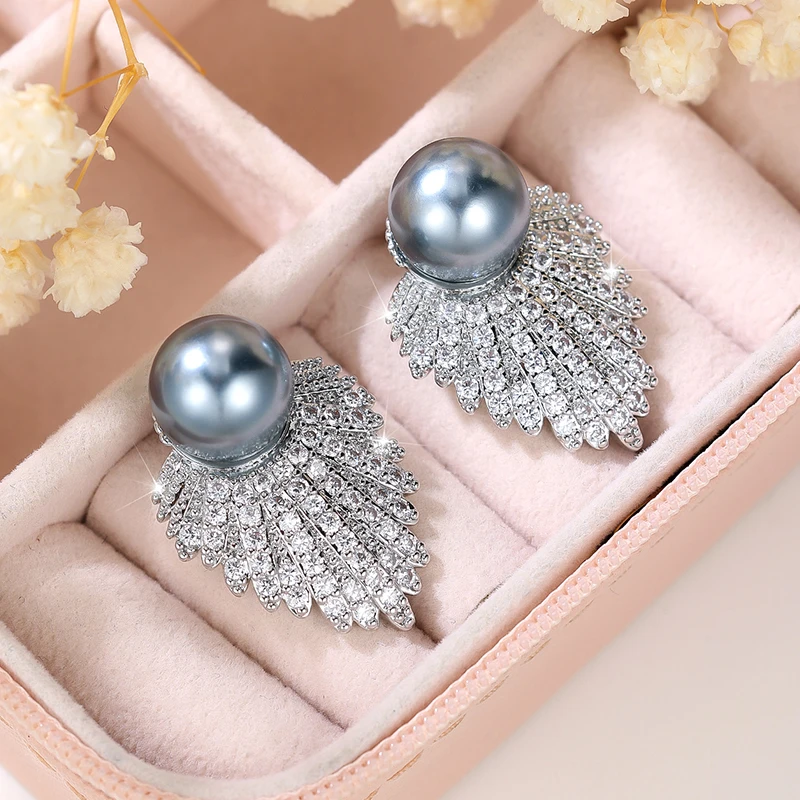 Luxury Imitation Grey Pearl Stud Earrings for Women Exaggerated Shiny Stud Dangle Party Earrings Jewelry Gift