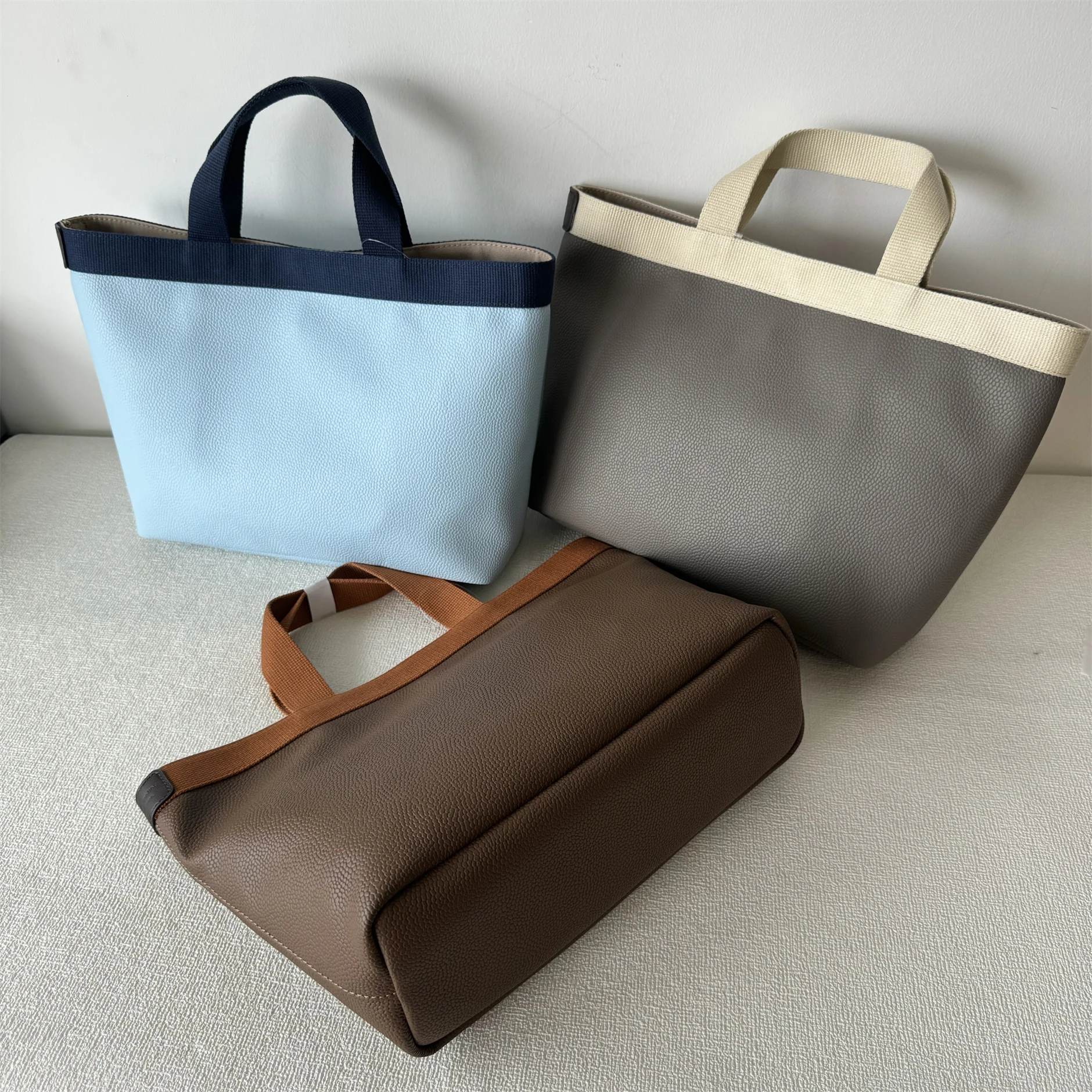 レディース シンプル カジュアル 大容量 通勤 ハンドバッグ トートバッグ