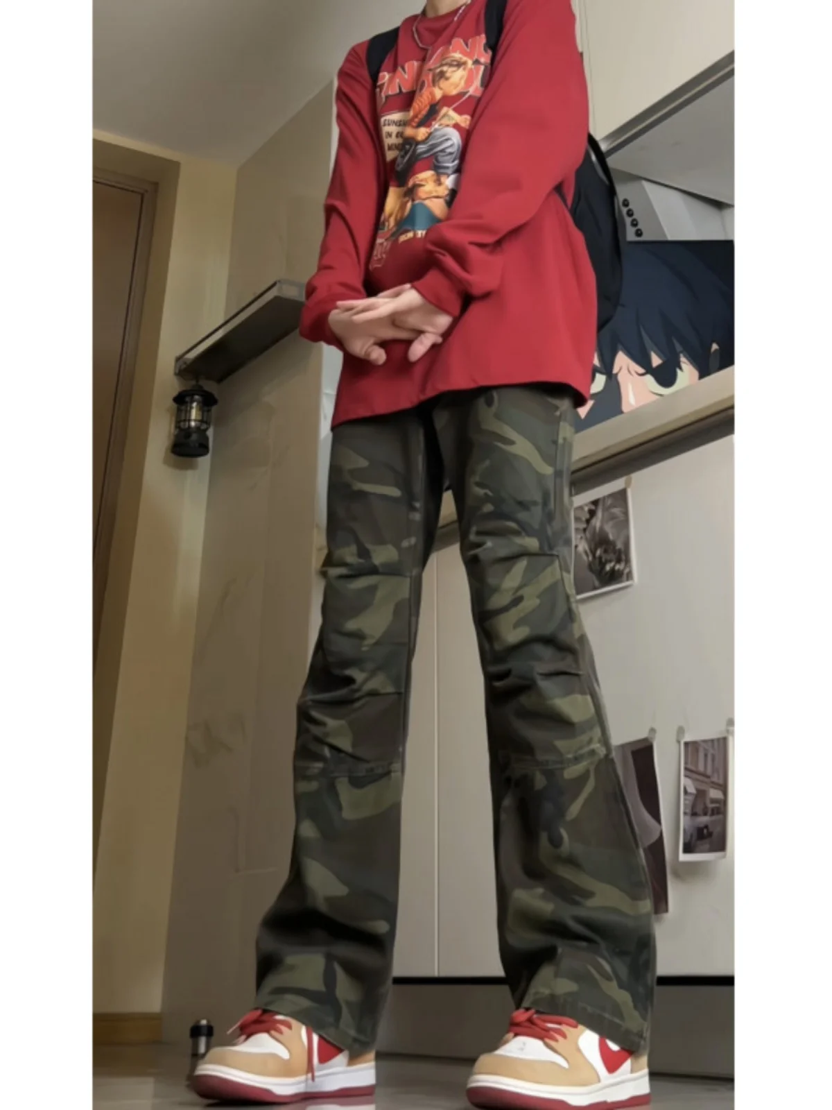 

Мужские джинсы в американском ретро-стиле с камуфляжным принтом, прямые, с плиссировкой, для работы, слегка расклешенные