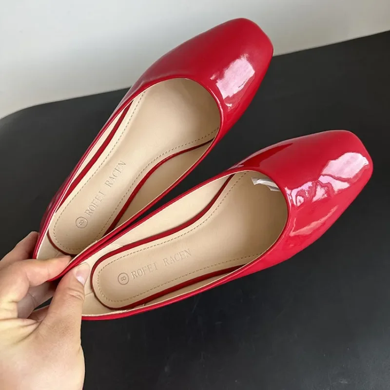 Shiny Patent Leather Mary Janes Shoes Women glossy Square Toe Black Flat Ladies Shoes Elegant Steetwear Soft Shallow Red Loafers