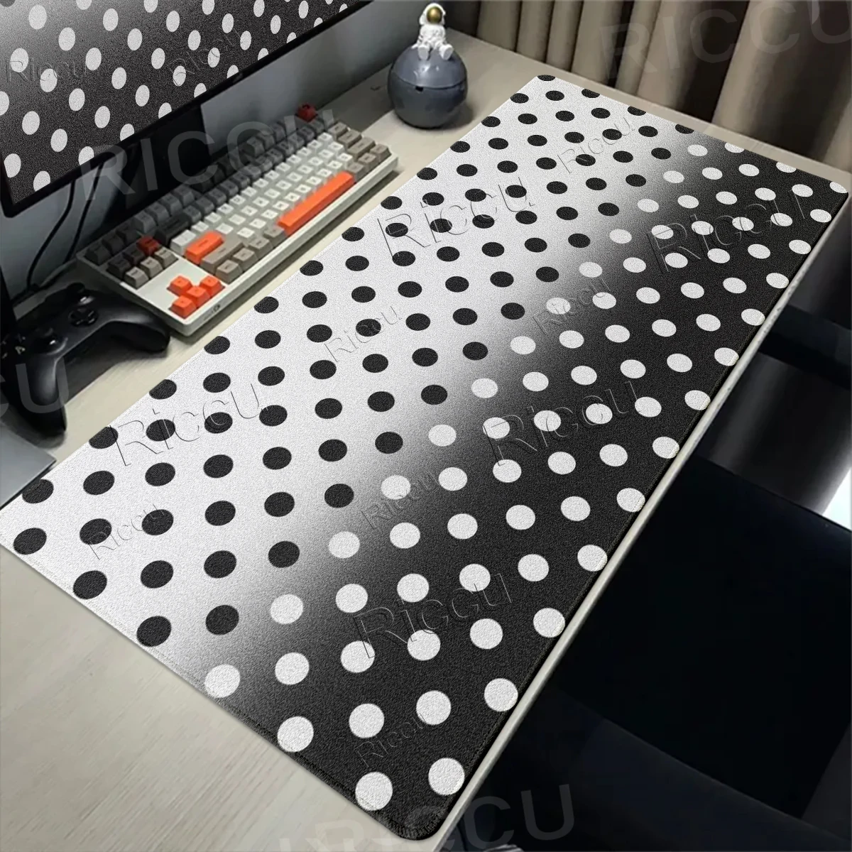 Black and White Polka Dot Desk Mat Large Gaming Mouse Pad XXL Keyboard Mat Frosted Style Mousepad Gamer Home Office Accessories