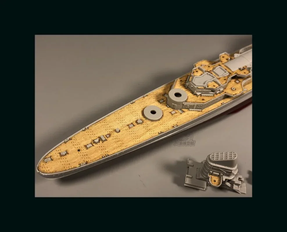 1/700 Scale Wooden Deck for Trumpeter 05766 German Cruiser Prinz Eugen 1942 Ship Model Kit CY700022 Assemble