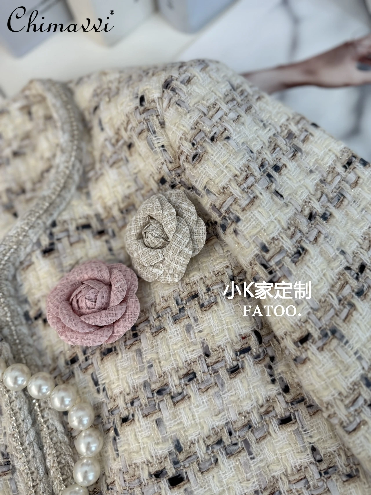 冬の新作ハイエンドファッション光沢のあるシルクチェック柄ツイードコート多用途ヘビーロングスリーブスリムフィットエレガント暖かいダウンジャケット女性用