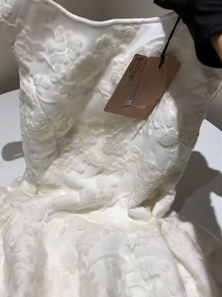 Frankreich Elegante Spitze Ärmellose Kleider Sommer Neue Süße Prinzessin Floral Stickerei Kleid Frauen Design Casual Geburtstag Kleidung