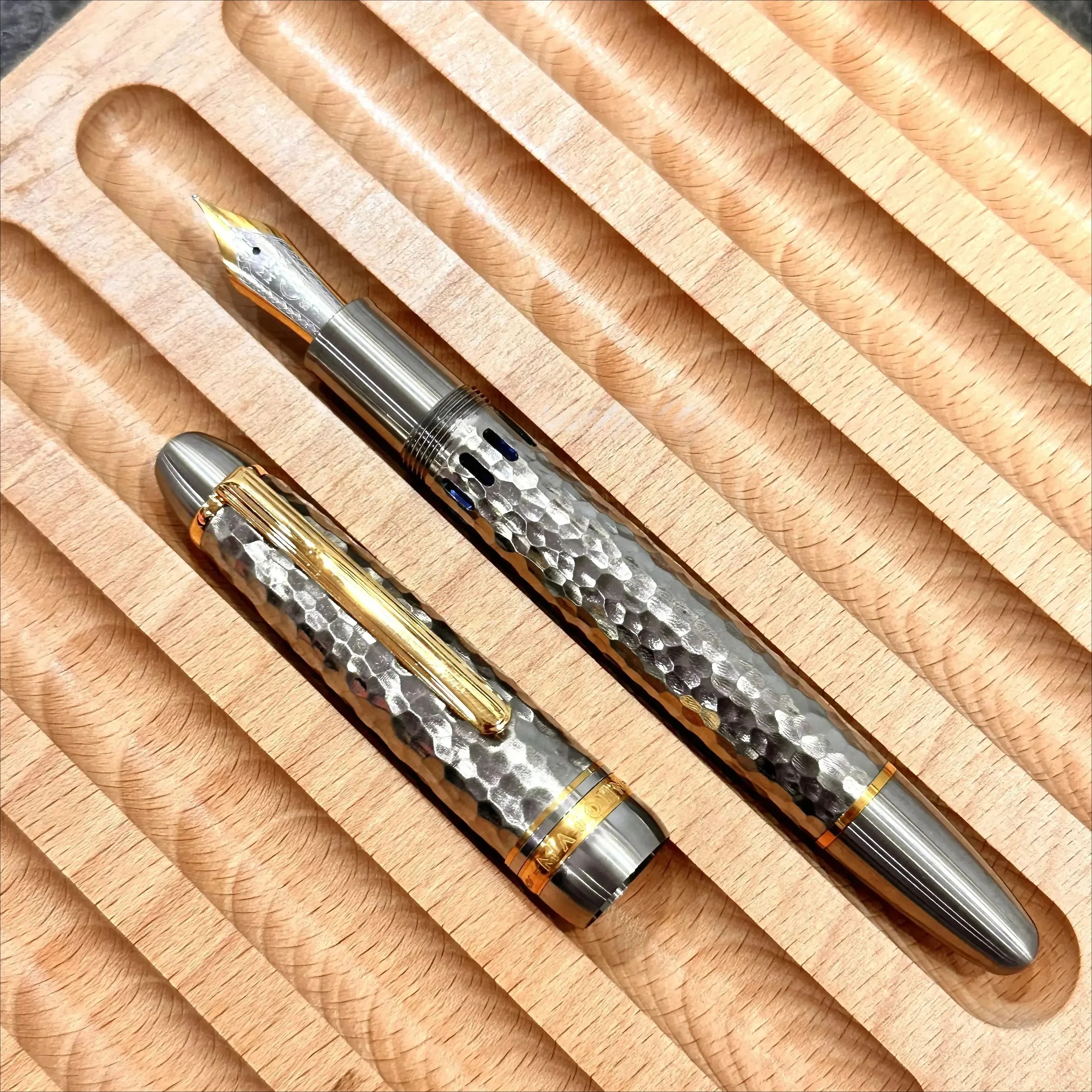 

MAJOHN Ti-136 Metal Piston Fountain Pen Titanium Alloy EF/F/M 0.38/0.5/0.7mm Nib Ink Pen Luxuris Writers Office Business Gift