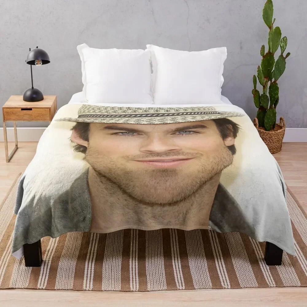 

Gambar Ian Throw Blanket Elegant Warm Throw Blanket for Hotel Home