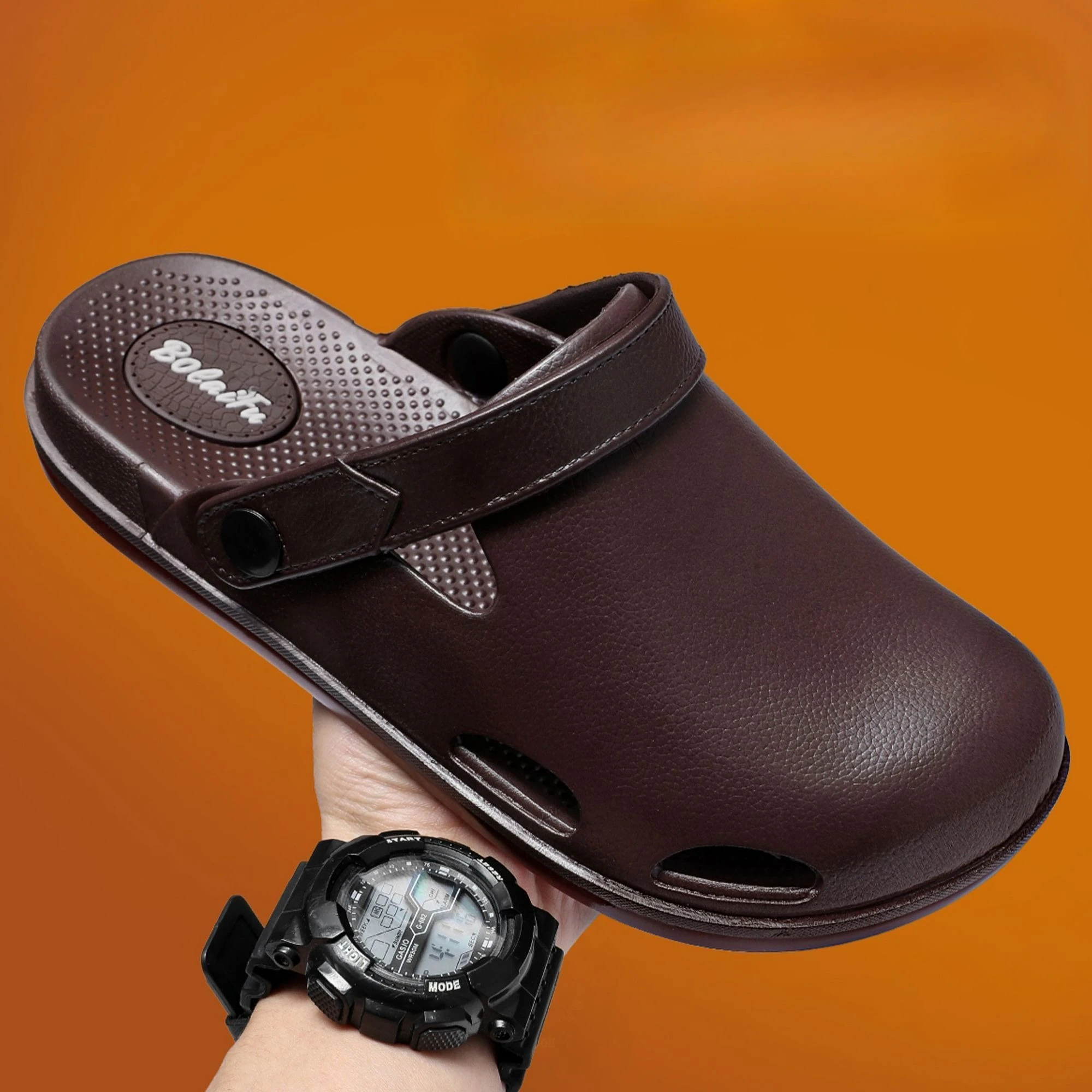 

Men's Slip-on Outdoor Fishing Sandals Anti-slip Thick Sole Casual Beach Shoes with Closed Toe Design
