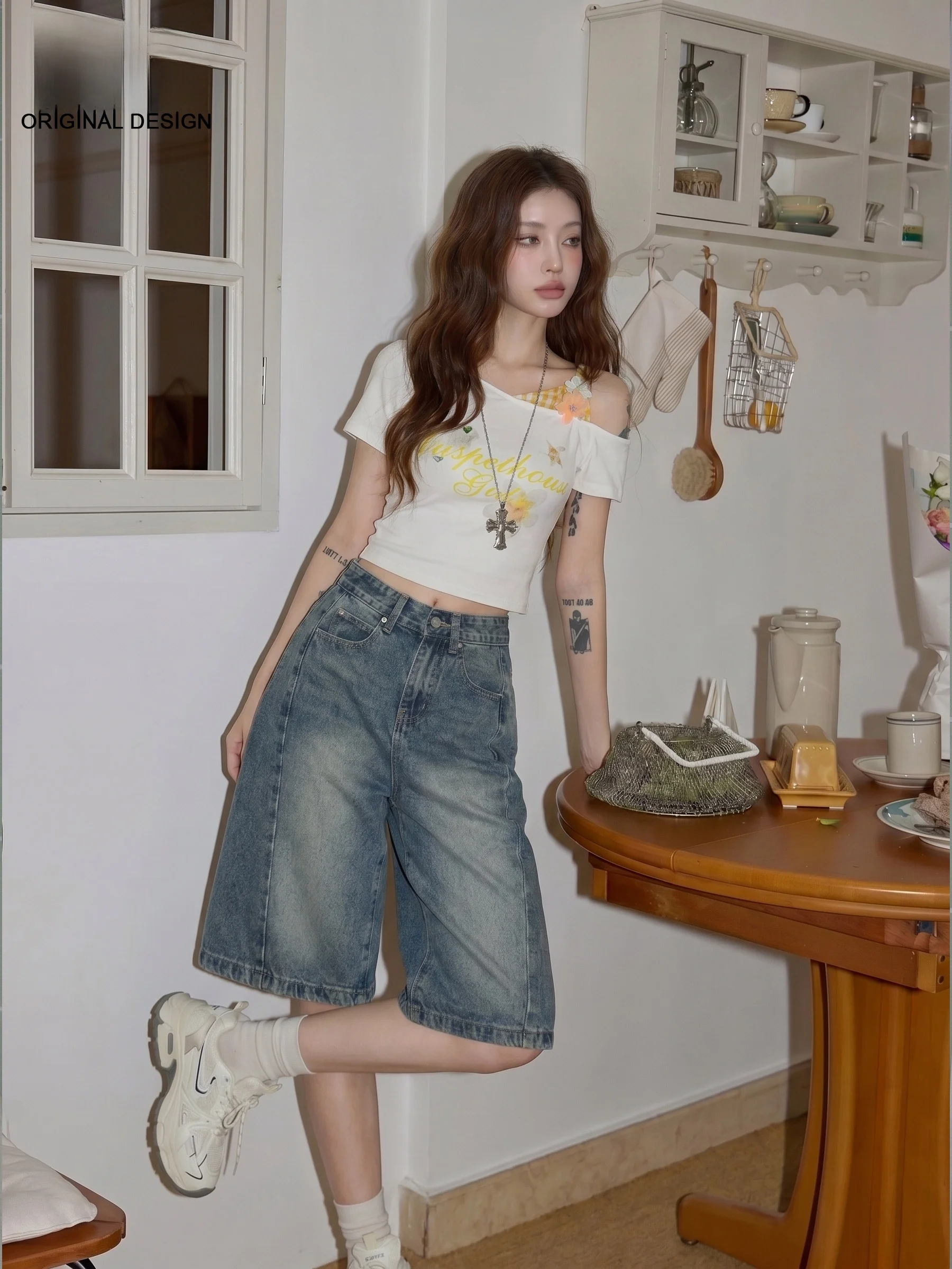 

American Style High Waist Loose Fit Five-Point Denim Jeans Women's Summer Casual Loose Feeling Small Size Mid-Length Pants