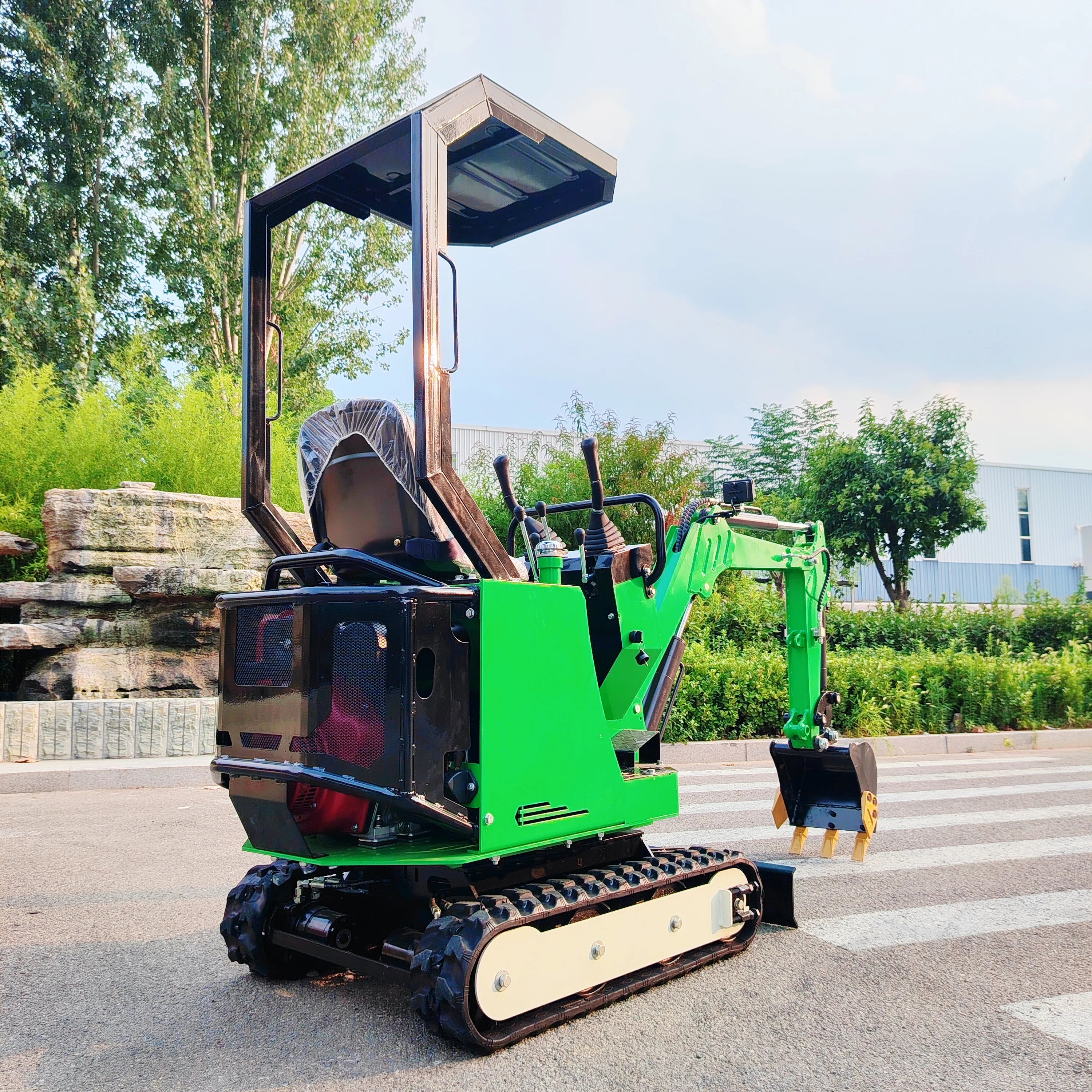 Landscaping Small Excavator mini excavator 1 ton Customer Customization Deposit Line reinforcement and protection EPA/EU5/CE/3C