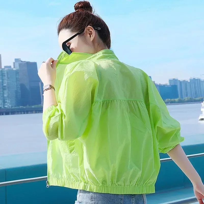 Abbigliamento per protezione solare Giacca corta estiva da donna Nuovo colletto rialzato Allentato Casual Asciugatura rapida Traspirante Manica a pipistrello Cappotto da donna