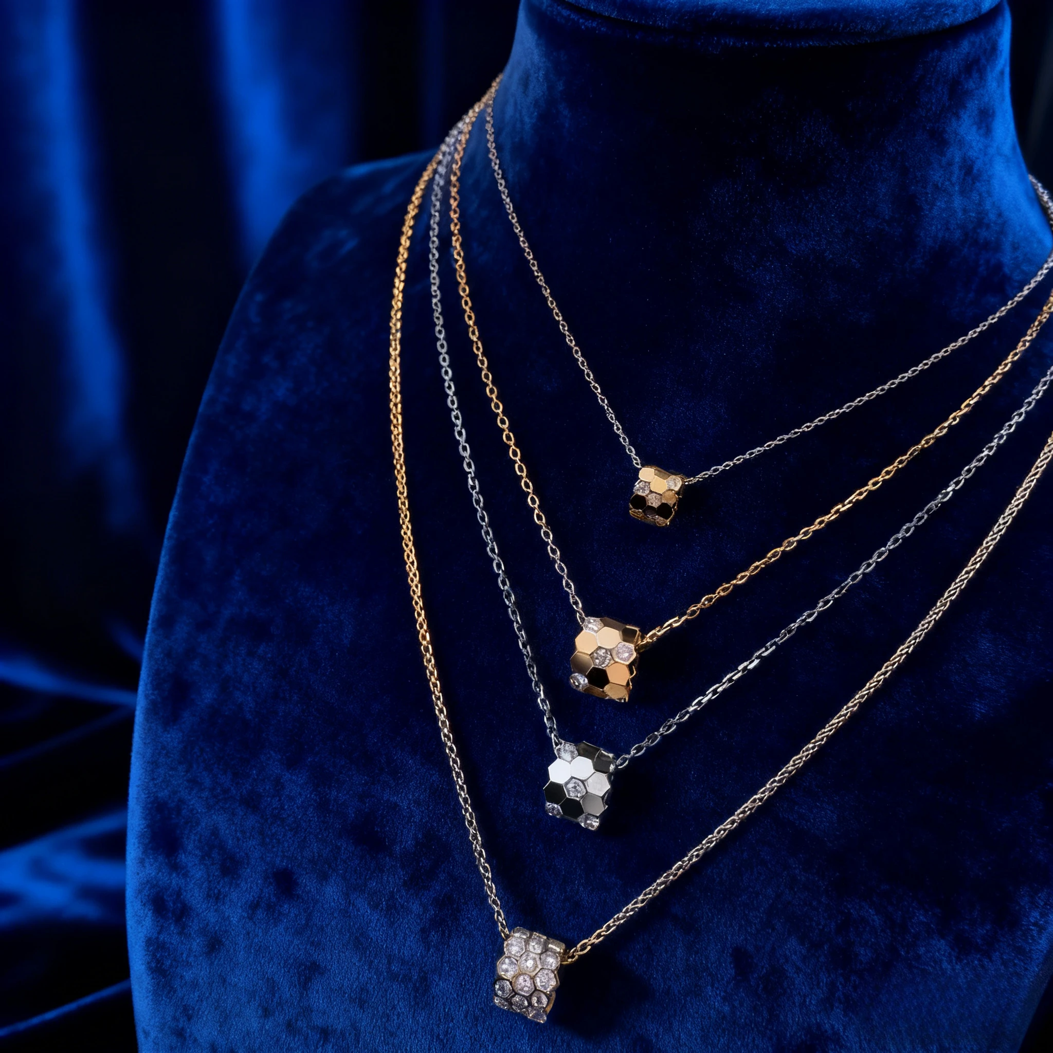 

Модные ювелирные изделия 2025 года, шестиугольное ожерелье в виде сот, вневременной и универсальный, идеальный свадебный подарок для нее