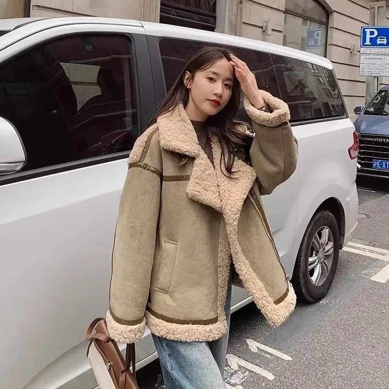 เสื้อแจ็คเก็ตเท็ดดี้โอเวอร์ไซส์สำหรับผู้หญิง ฤดูหนาวปี 2025 เสื้อโค้ทขนเทียม ปกขนสัตว์เทียม เสื้อแจ็คเก็ตทรงหลวมสำหรับผู้หญิง เสื้อโค้ทขนแกะหนานุ่ม