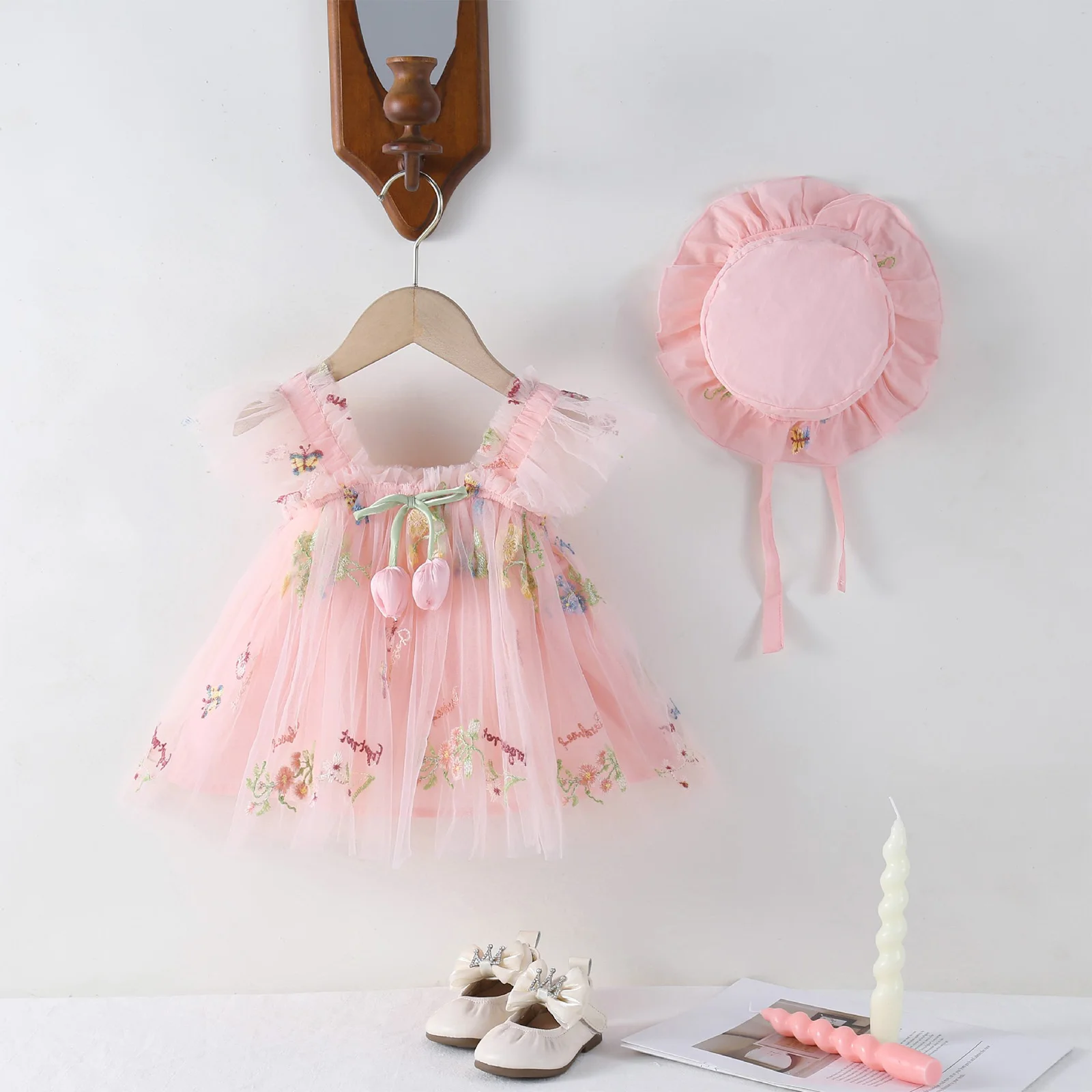 Baby Girl Summer Princess Dress Sleeveless Flower Embroidery Ruffled Tutu Tulle Dresses with Hat Holiday Party Children Clothing