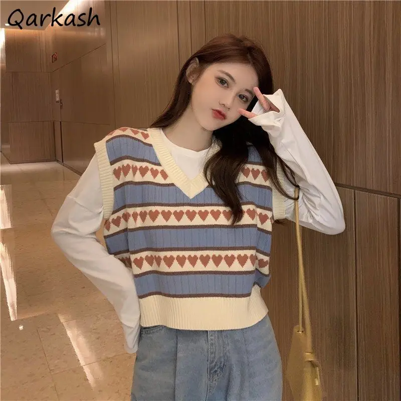 

Knitted Sweater Vests Women Korean Style Loose Heart Printed Vintage Students' Striped Sleeveless Sweaters All-match Lovely Fall