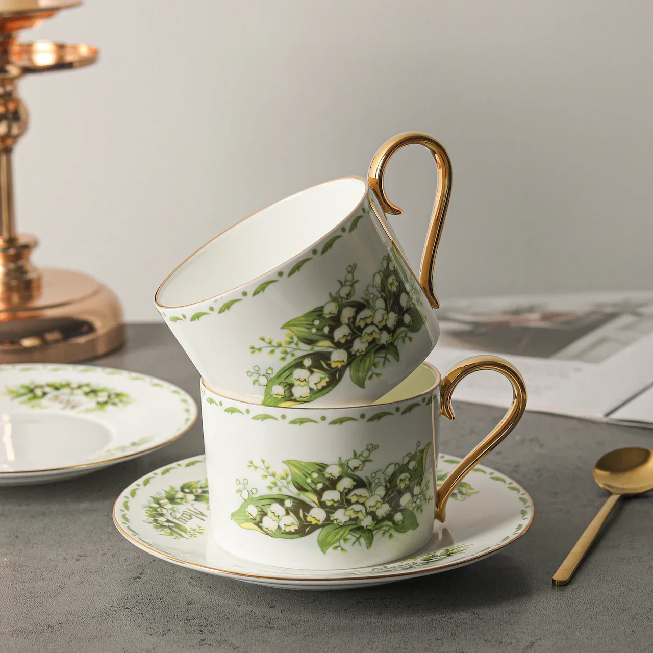 

Lily of the Valley Bone China Gold covered light luxury coffee cup and saucer set afternoon tea cup and saucer household