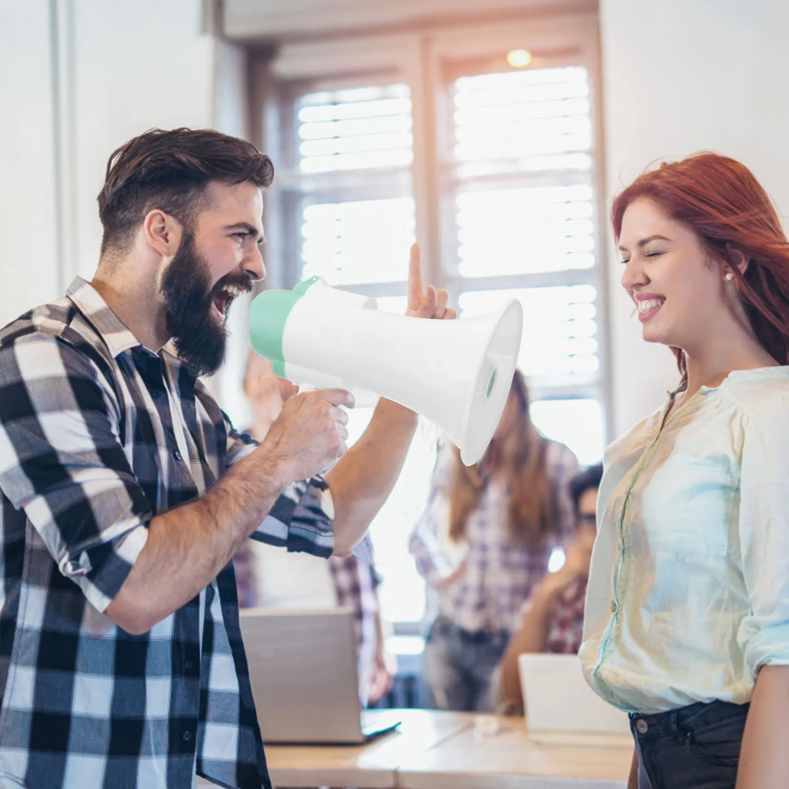 

Durable Lightweight Megaphone Clear Sound Siren Function Tour Guide Merchant 5 Hours Play Trumpet Megaphone Bullhorn