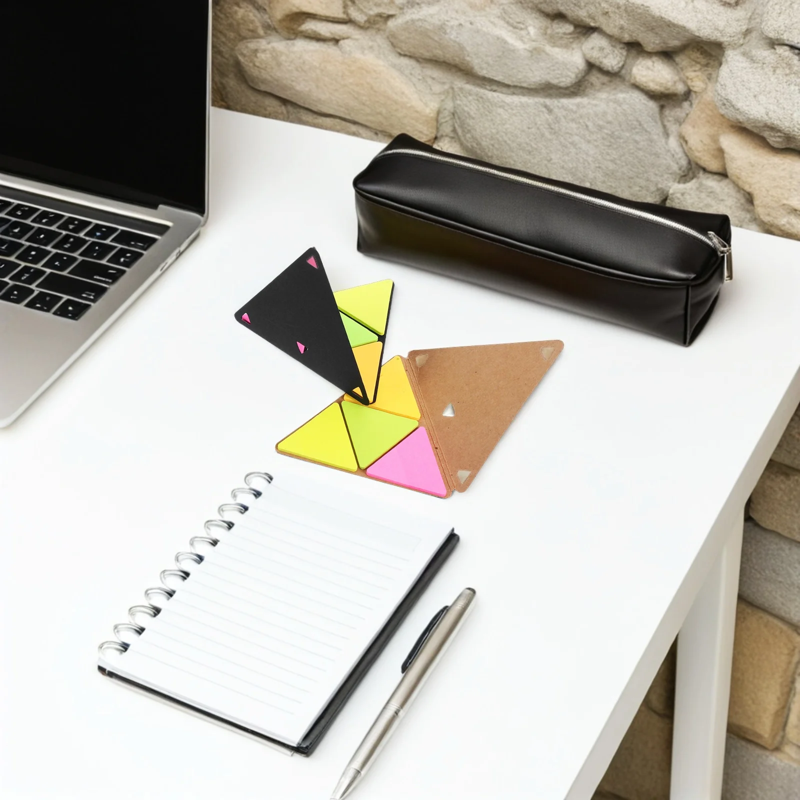 

4Sets Triangle Sticky Memo Pads Colorful Pet Tearable Waterproof Notepads Portable Office School Study Supplies