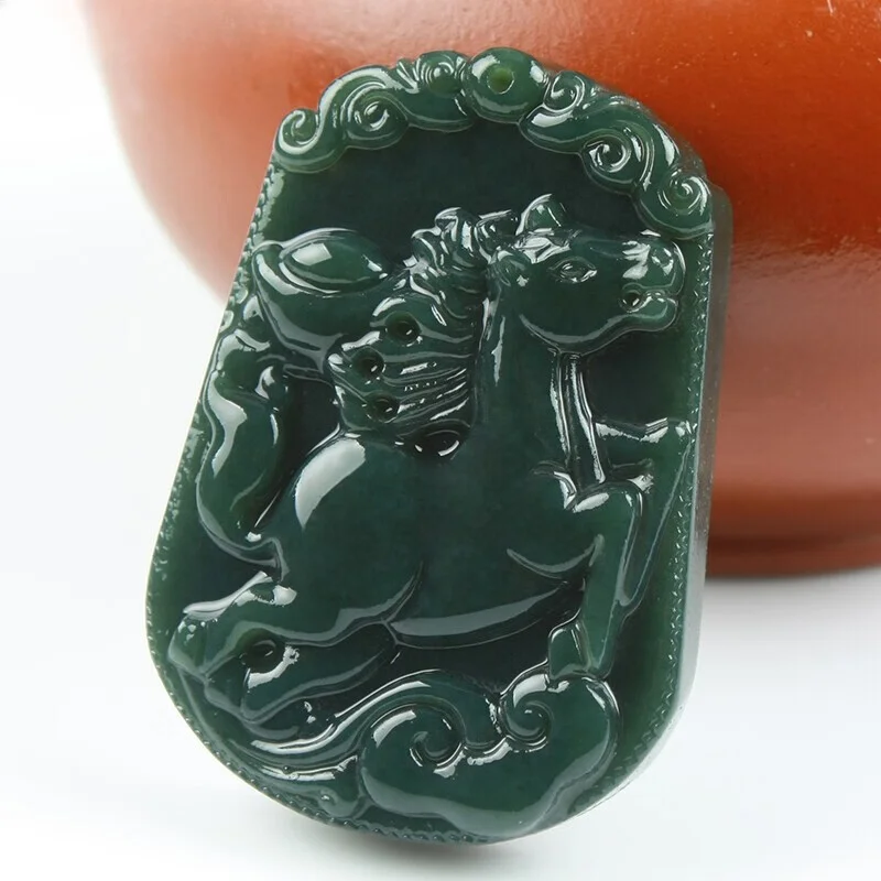 

Hetian Jade Zodiac Pendant for Men and Women of The Same Style