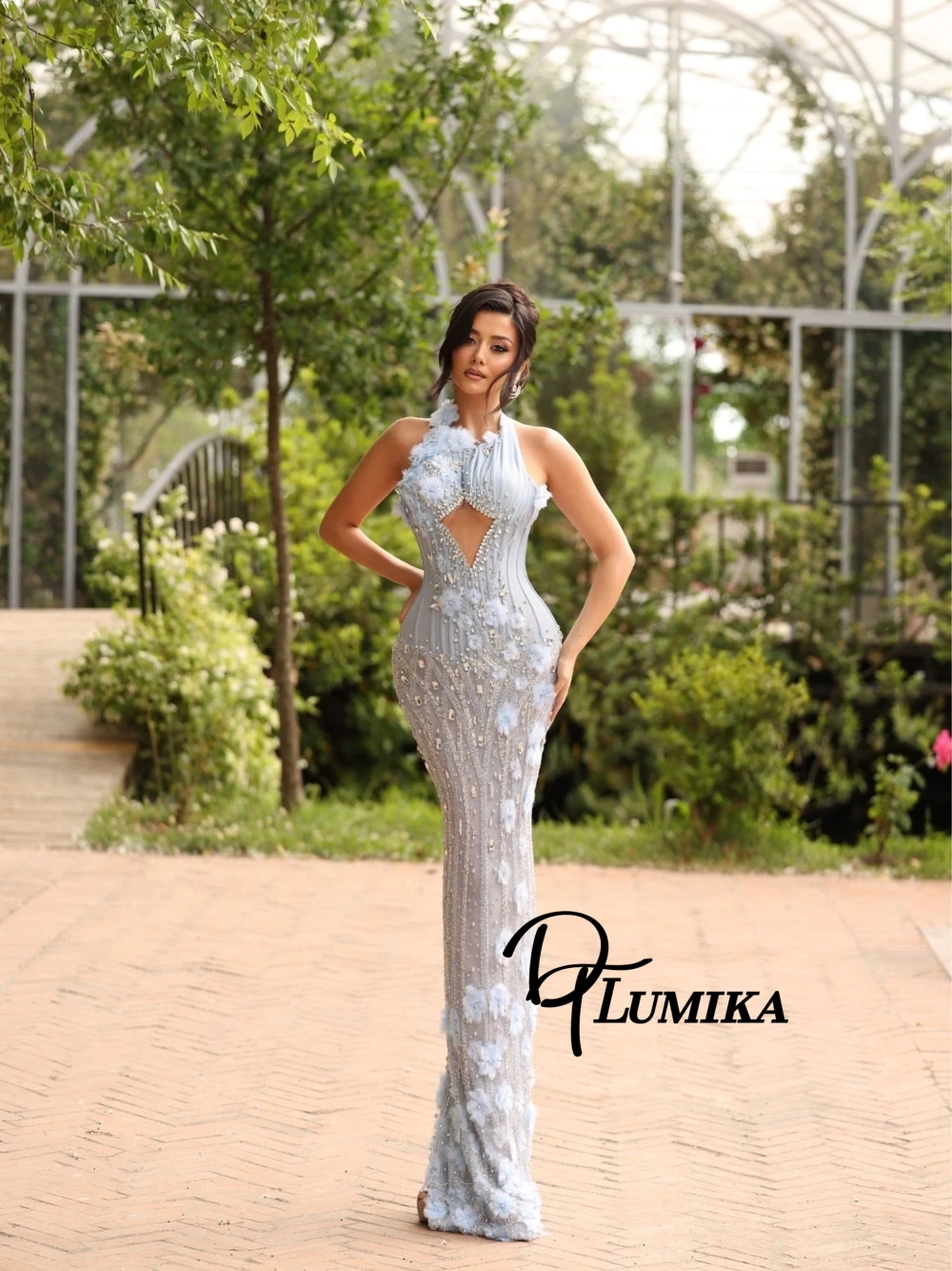 

Light Blue Floral Beaded Evening Dress Sexy Halter Bodycon Fit Prom Gown Customized Shiny Crystals Cut-out Cocktail Party Wear