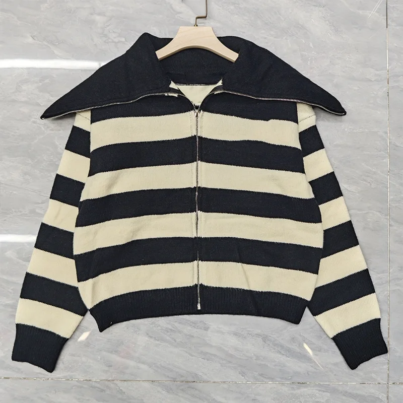 

Высококачественный женский полосатый разноцветный вязаный кардиган с вышитым логотипом и свитер на молнии 251028171