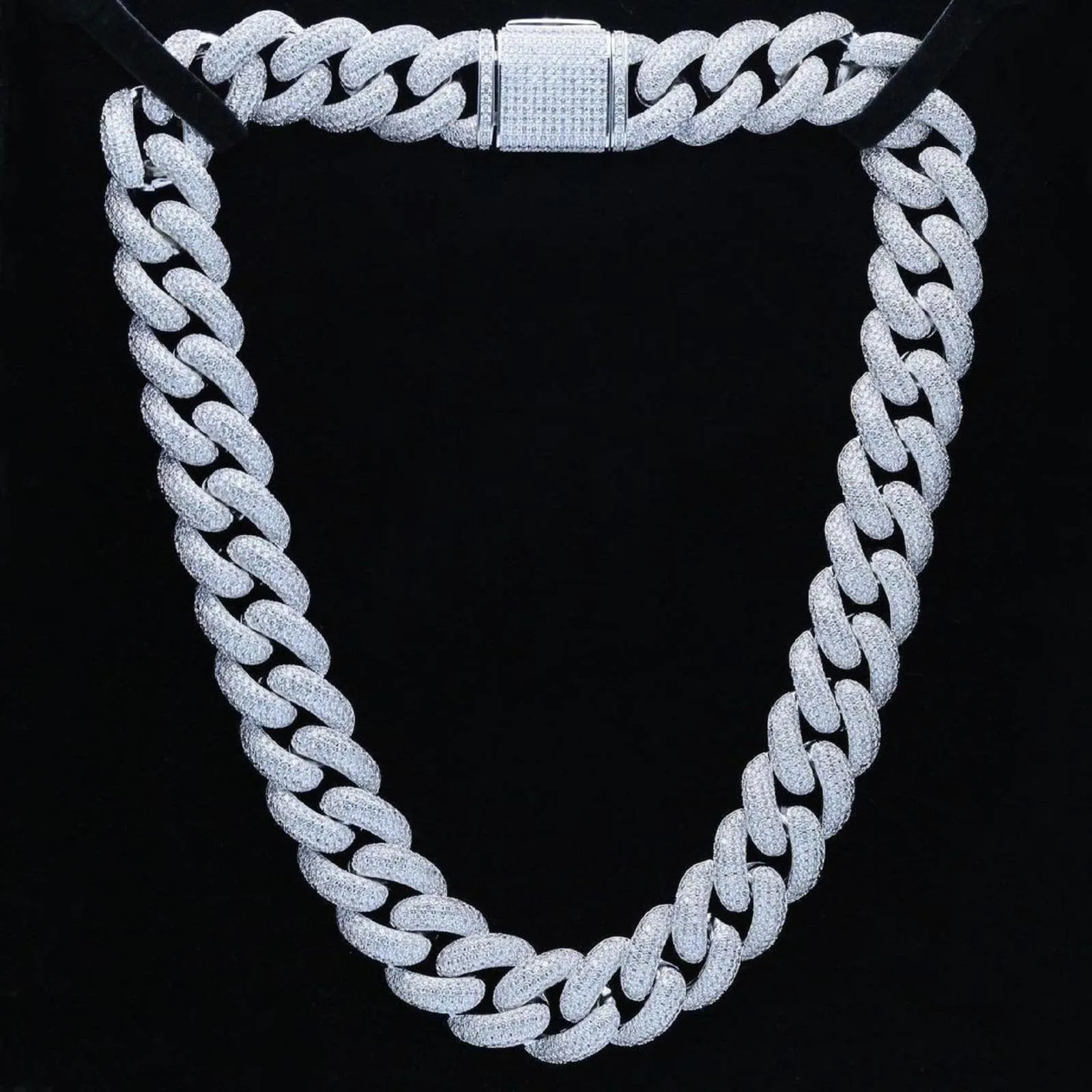 Moissanite .Top Selling Diamond Cuban Chain Necklace with Sparkling Diamond Stones Available At Affordable Price