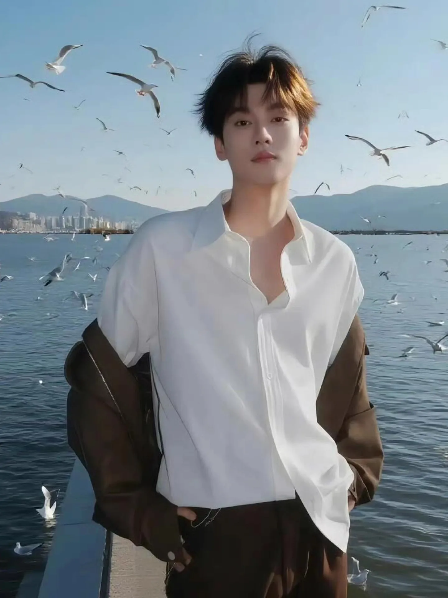 

Мужская белая рубашка Cleanfit с длинным рукавом, модная верхняя одежда для ранней осени, дышащая полиэстеровая повседневная рубашка-куртка