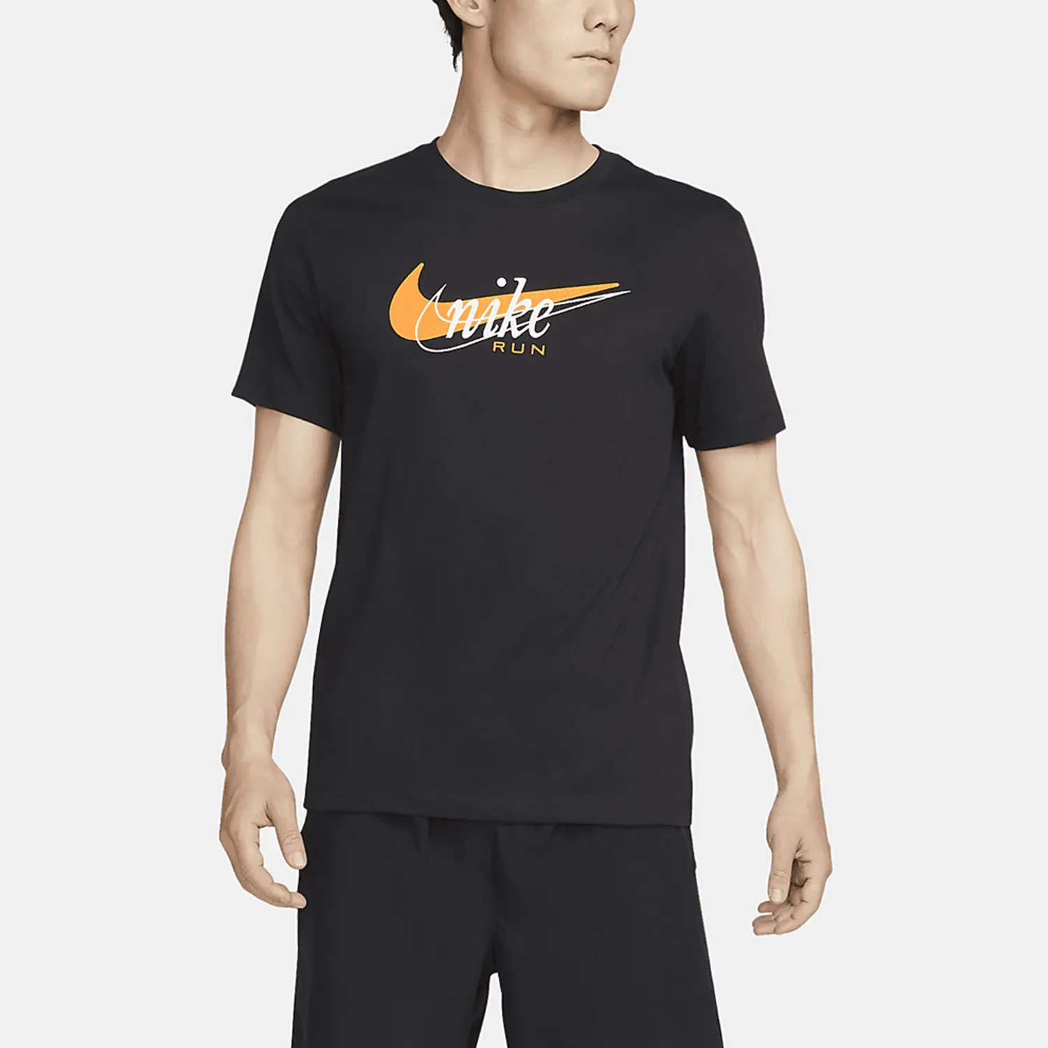 

Новая летняя мужская трикотажная спортивная футболка Nike Authentic DRI-FIT с короткими рукавами FD0125-010
