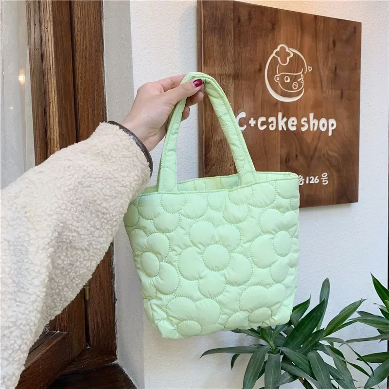 

INS Style Korean Sweet Quilted Lunch Box Tote Bag | Snack Storage Pouch with Handle, Cute Food Container Bag Lunch Bags
