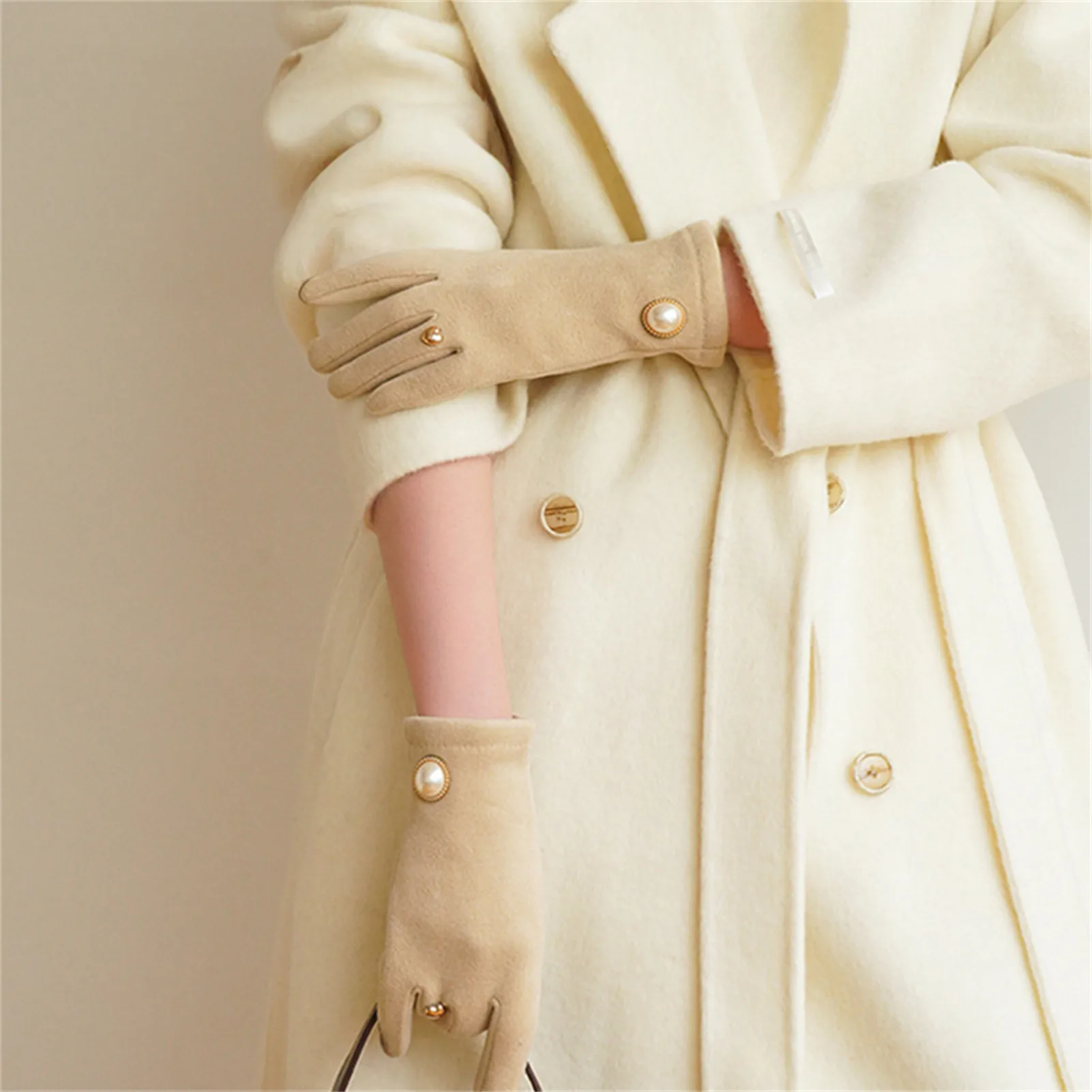 

Trendy Cycling Gloves For Women Outdoor Cycling Touchscreen Mittens Windproof Thickened Plush Warm Gloves Sports Accessories