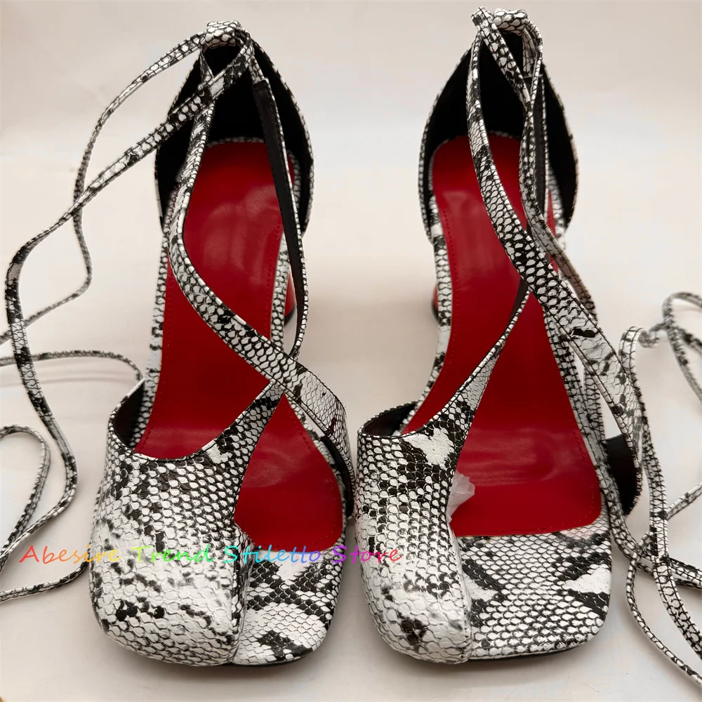 

Summer Serpentine Cross Strap Roman Sandals Asymmetric Half Pack Toe Irregular Heels Vintage Solid Color Ladies Trendy Sandals