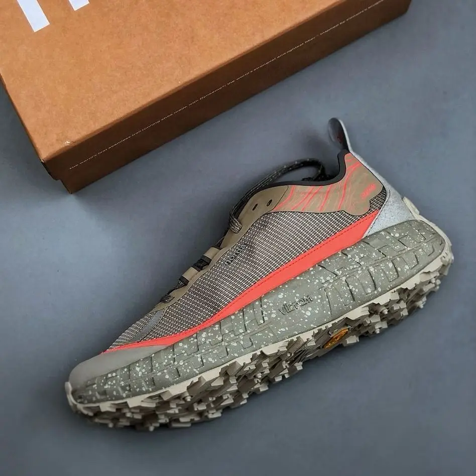 

Classic Brand Running Shoes Outdoor Sneakers Mens Designer Walking Jogging Shoes Mens Slip Resistant Athletic Casual Shoes