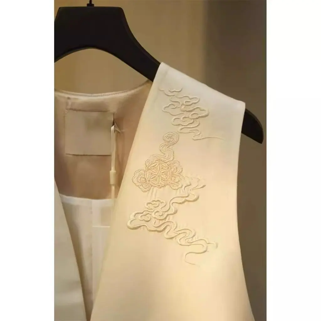 

Женский белый жилет в западном стиле, шикарный топ, элитный уникальный национальный стиль на весну и осень