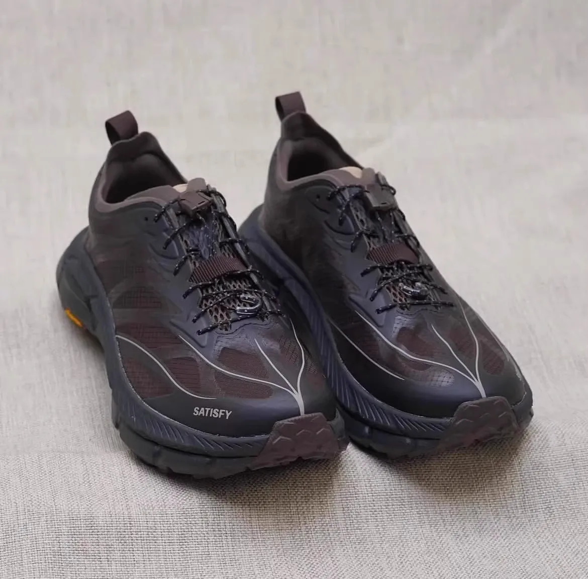 

Unisex Trail Running Shoes Comfortable, versatile, stylish and durable trainers Outdoor training shoes Walking trainers