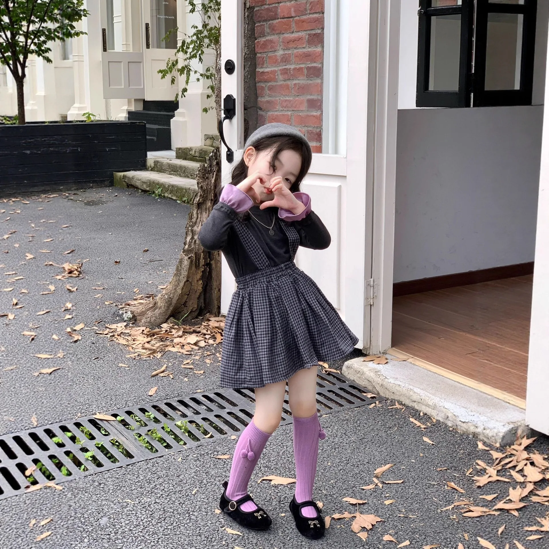 

2025 Spring Autumn New Girls Stylish Plaid Half Skirt Preppy Style Children Clothing Girls Versatile Suspender Skirt