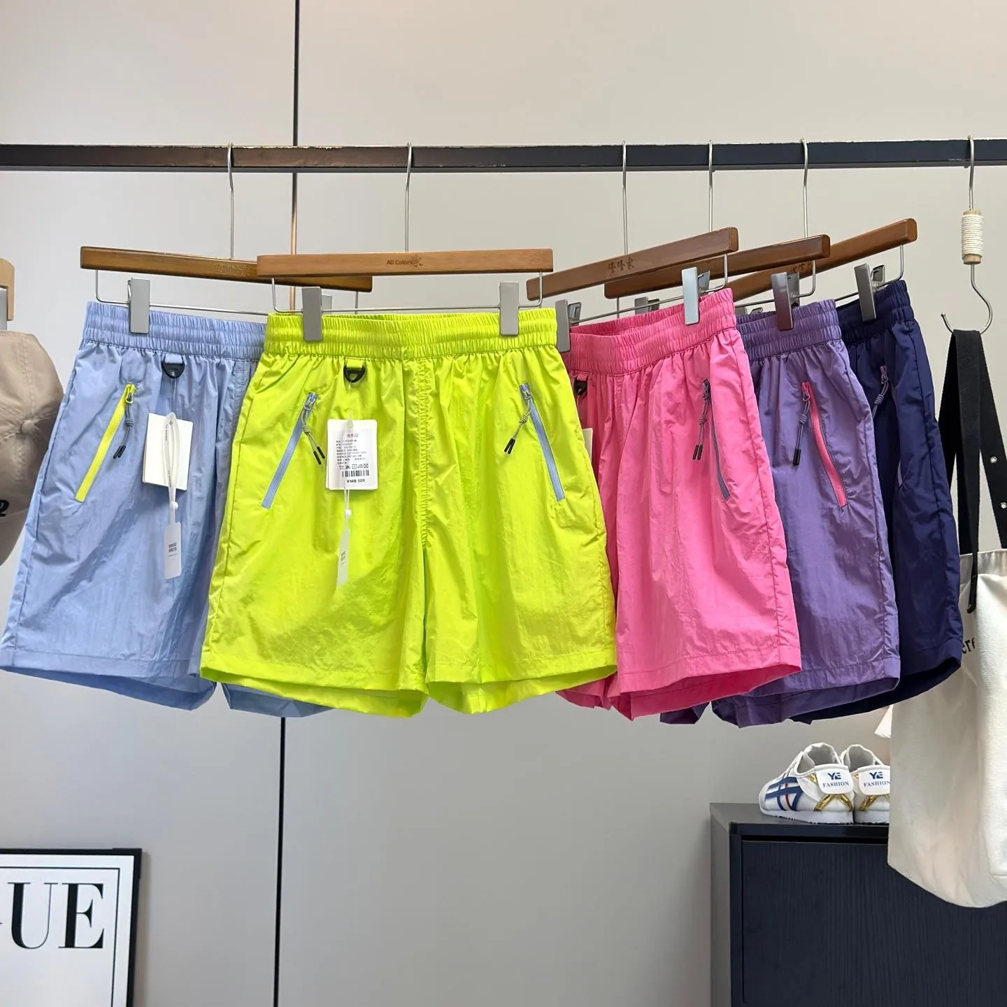 Quick Dry Lightweight Breathable Outdoor Sports Hiking Waterproof Men Women Couples Zipper Shorts Casual Pants High Waist Ela...