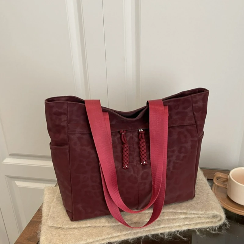 

Retro Top Handle Bag Large Capacity Leopard Print Tote Storage Bag for Daily Use Textured Casual and Simple Design Shoulder Bags