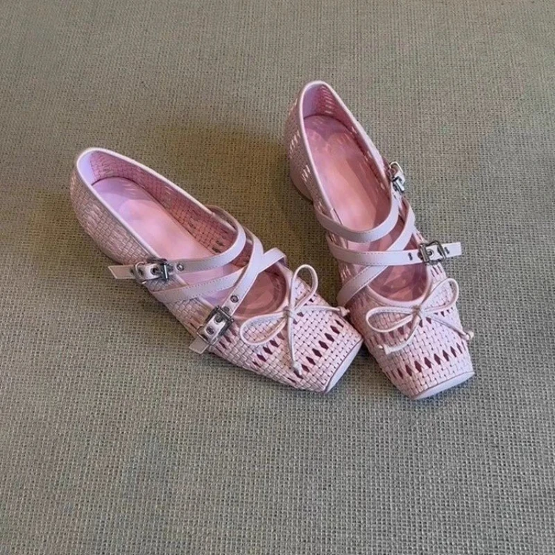 

Thick-soled, Round-toed, Shallow-mouthed Waterproof Platform Women's Shoes with Comfortable, Non-slip and Breathable Features
