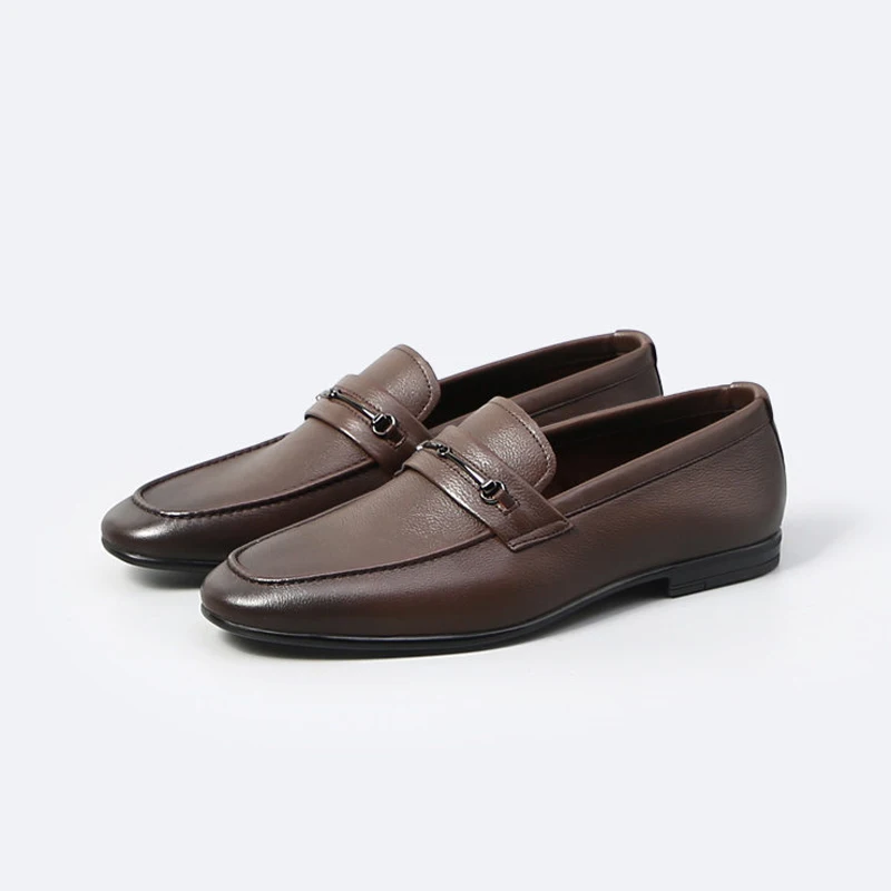 New Male Business Shoes British Style Metal Buckle Decor Round Toe Soft Bottom Black Real Leather Breathable Loafer Single Shoes