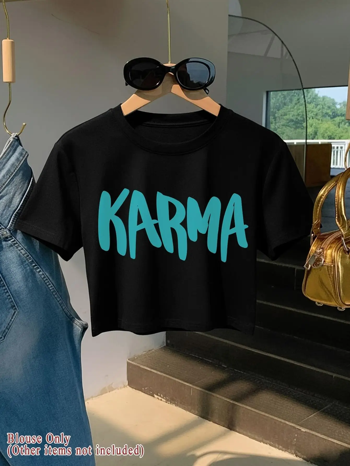 Karma Print Women's Cropped T Shirt A Short-Sleeved Crop Tops Featuring Striking Hand-Painted Turquoise Letter T-shirt Clothes